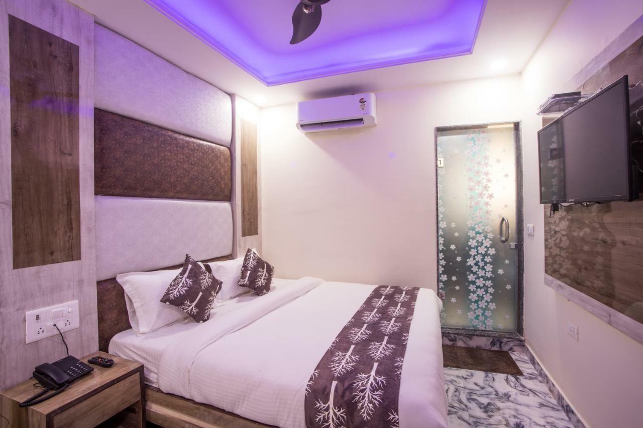 Hotel Kaushal Palace Nuova Delhi Esterno foto